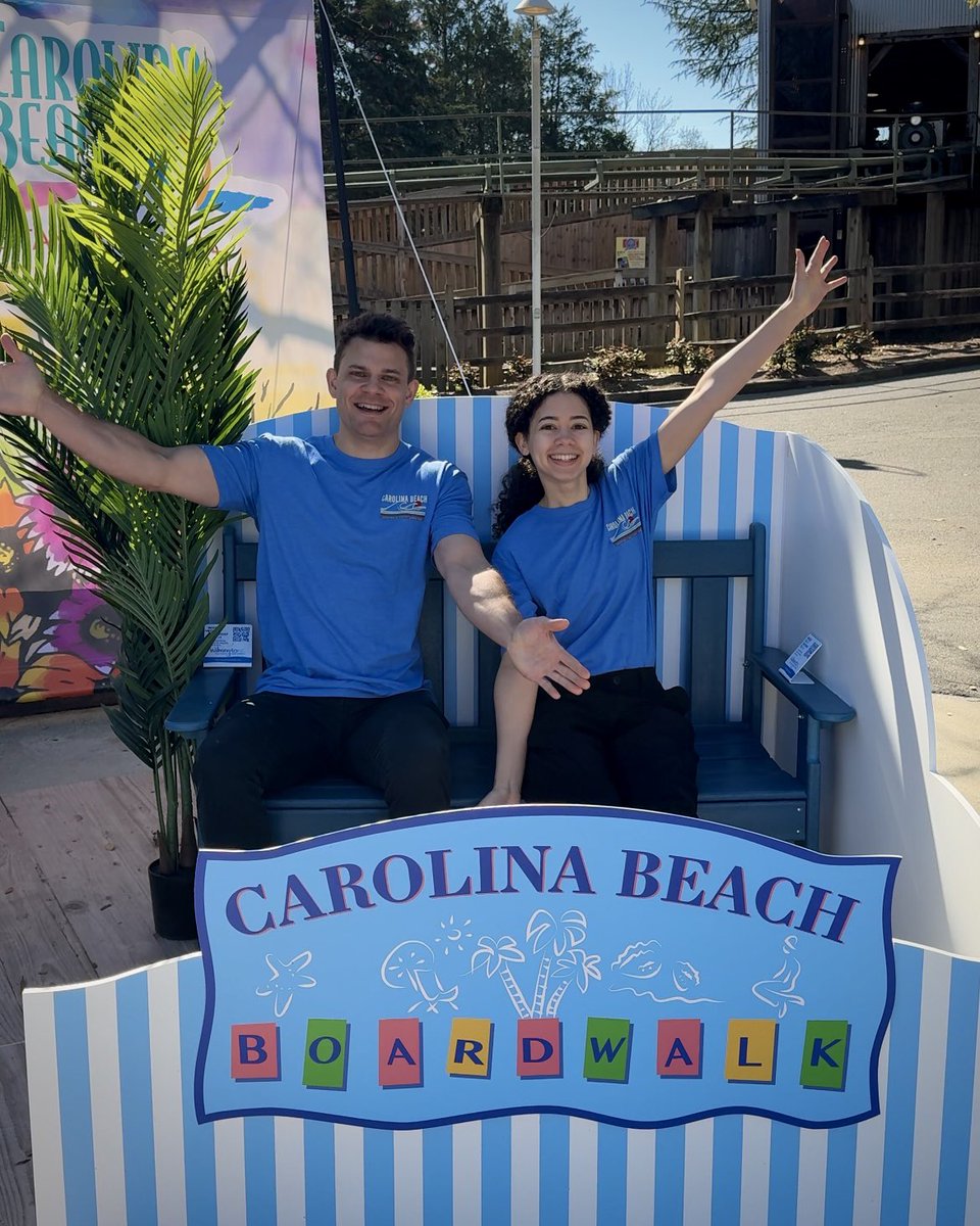 Carowinds's tweet photo. 🏖️ Carolina Beach, NC is bringing good times and great vibes to #Carowinds this Friday and Saturday! Stop by the Carolina Boardwalk area and say hello for some beachside fun, including giveaways and more.
🕚 10:00 AM to 4:00 PM
@CarolinaBeachNC | #OnlyInCB | #CarolinaBeach https://t.co/Xe2ajPU6Zy
