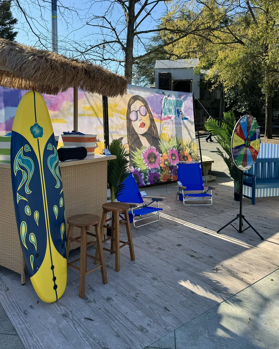 Carowinds's tweet photo. 🏖️ Carolina Beach, NC is bringing good times and great vibes to #Carowinds this Friday and Saturday! Stop by the Carolina Boardwalk area and say hello for some beachside fun, including giveaways and more.
🕚 10:00 AM to 4:00 PM
@CarolinaBeachNC | #OnlyInCB | #CarolinaBeach https://t.co/Xe2ajPU6Zy