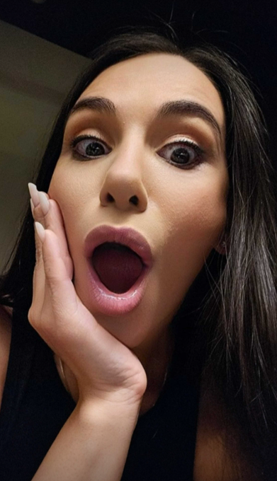 My reactions when I see your 🍆 https://t.co/PM1p3LHOcL<a href="/tag/mvsales"class="tags"><span>#mvsales</span></a>