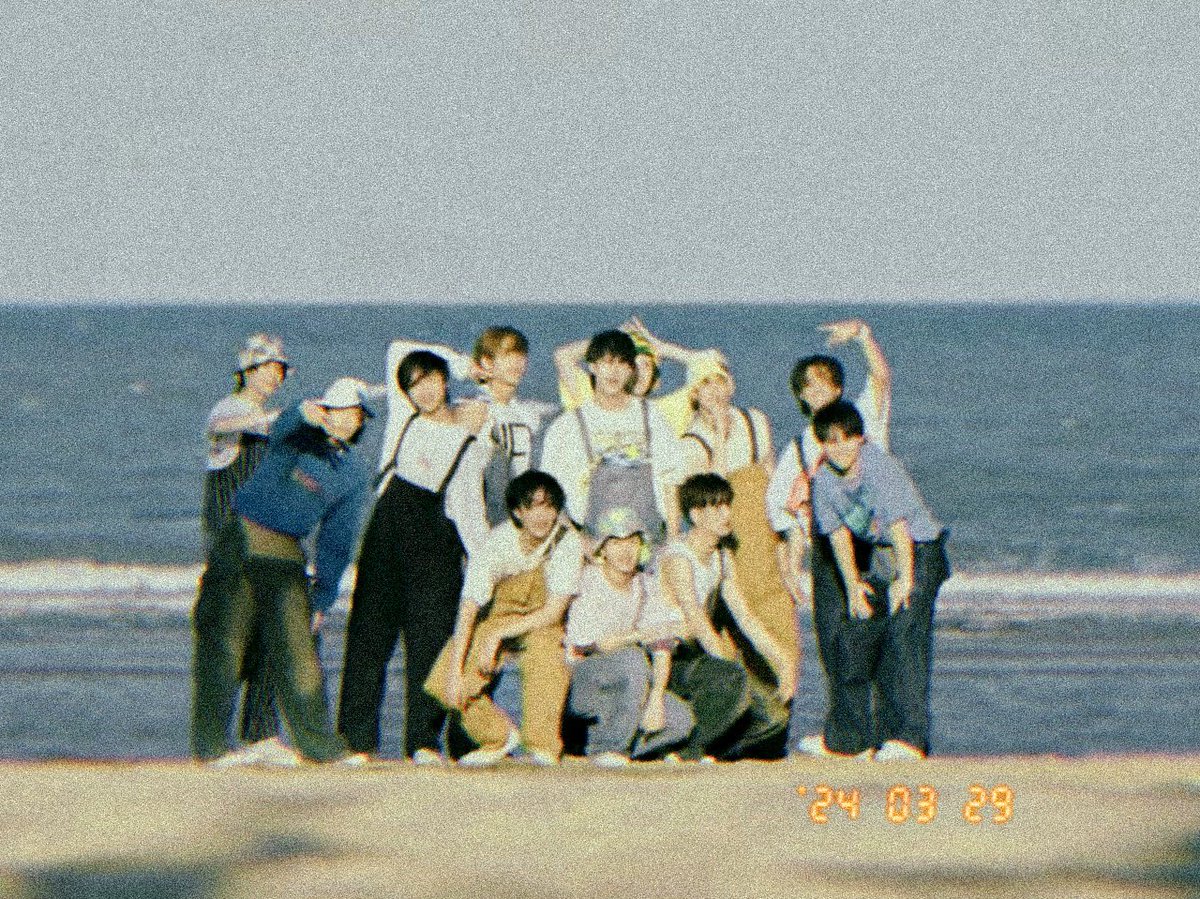 𝑺𝒘𝒆𝒆𝒕𝒑𝒆𝒆𝒎♡ tweet media