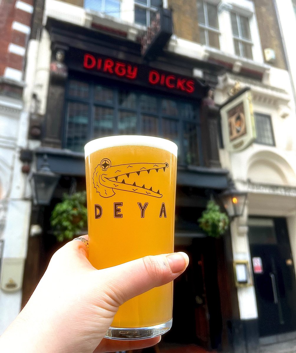 A new beer for this bank holi-DEYA 🍻
The delicious addition to our taps is a DEYA- Steady Rolling Man, a 5.2% American style pale ale. 
DEYA is an independent brewing company based in Cheltenham, producing incredible hoppy beers, lagers, and traditional style ales 🤤