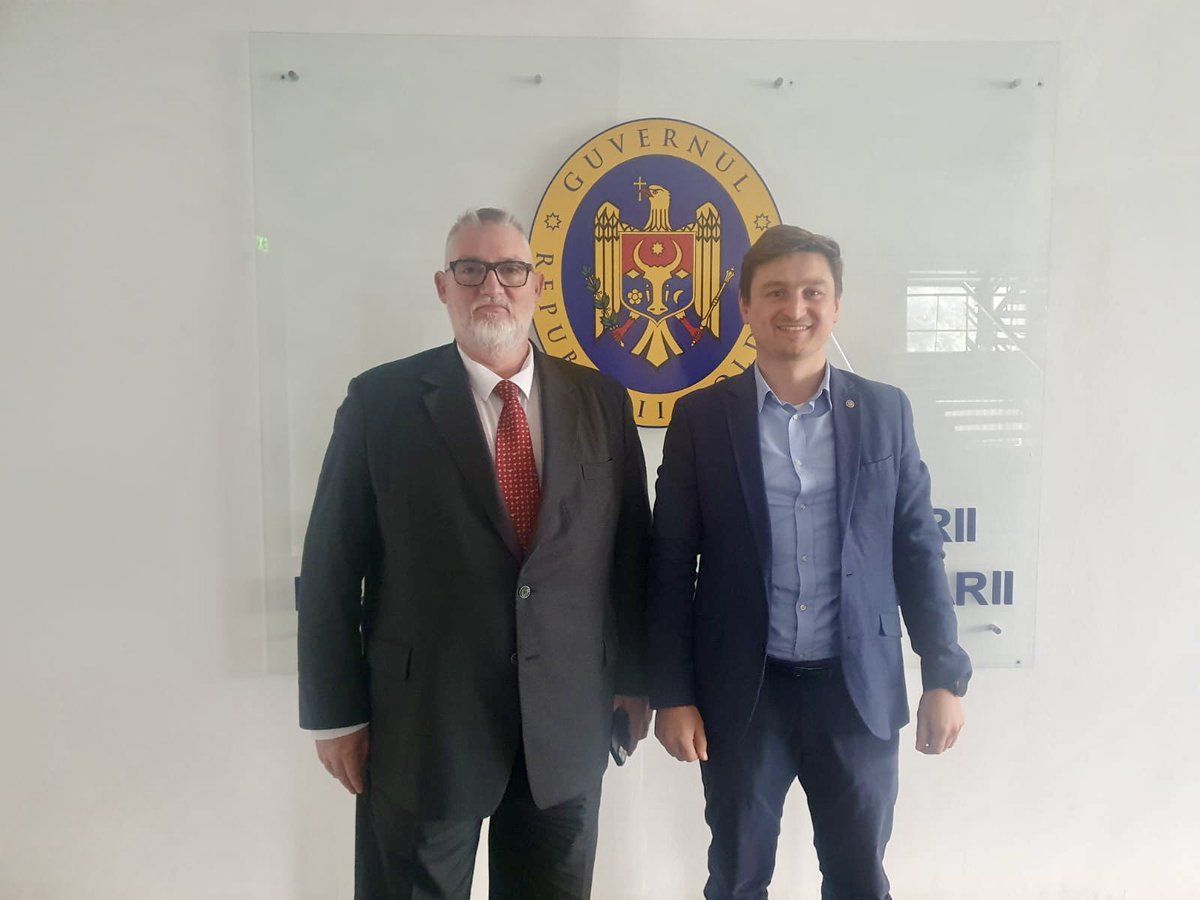 The General Director of ICI Bucharest, Victor Vevera , had a meeting on March 28, 2024, with the Director of the National Cyber Security Agency of the Republic of Moldova, Mihai Lupașcu, in order to strengthen cooperation in the field of #cybersecurity: ici.ro/en/announcemen…