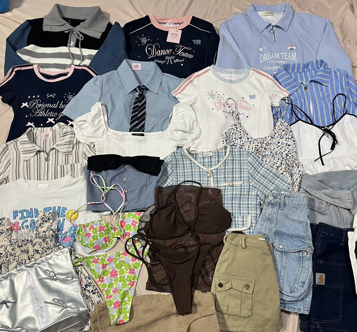nonkoy09's tweet photo. 🧸 ส่งต่อเสื้อผ้าน่ารัก  มีมากกว่าในรูป 🛍️
รี+ฟอลลด 5฿  ค่าส่ง 45฿ ไม่เกิน 5 ตัว
🎀 ลงพรุ่งนี้ 18:30 น.

#เสื้อผ้ามือสองสภาพดี #ส่งต่อเสื้อผ้ามือสอง #เสื้อผ้ามือ2 #ส่งต่อ #เสื้อผ้ามือสอง #เสื้อผ้ามือสองราคาถูก #โล๊ะตู้ #cintageshopส่งต่อ #stylistshop https://t.co/X6rXSETQkh
