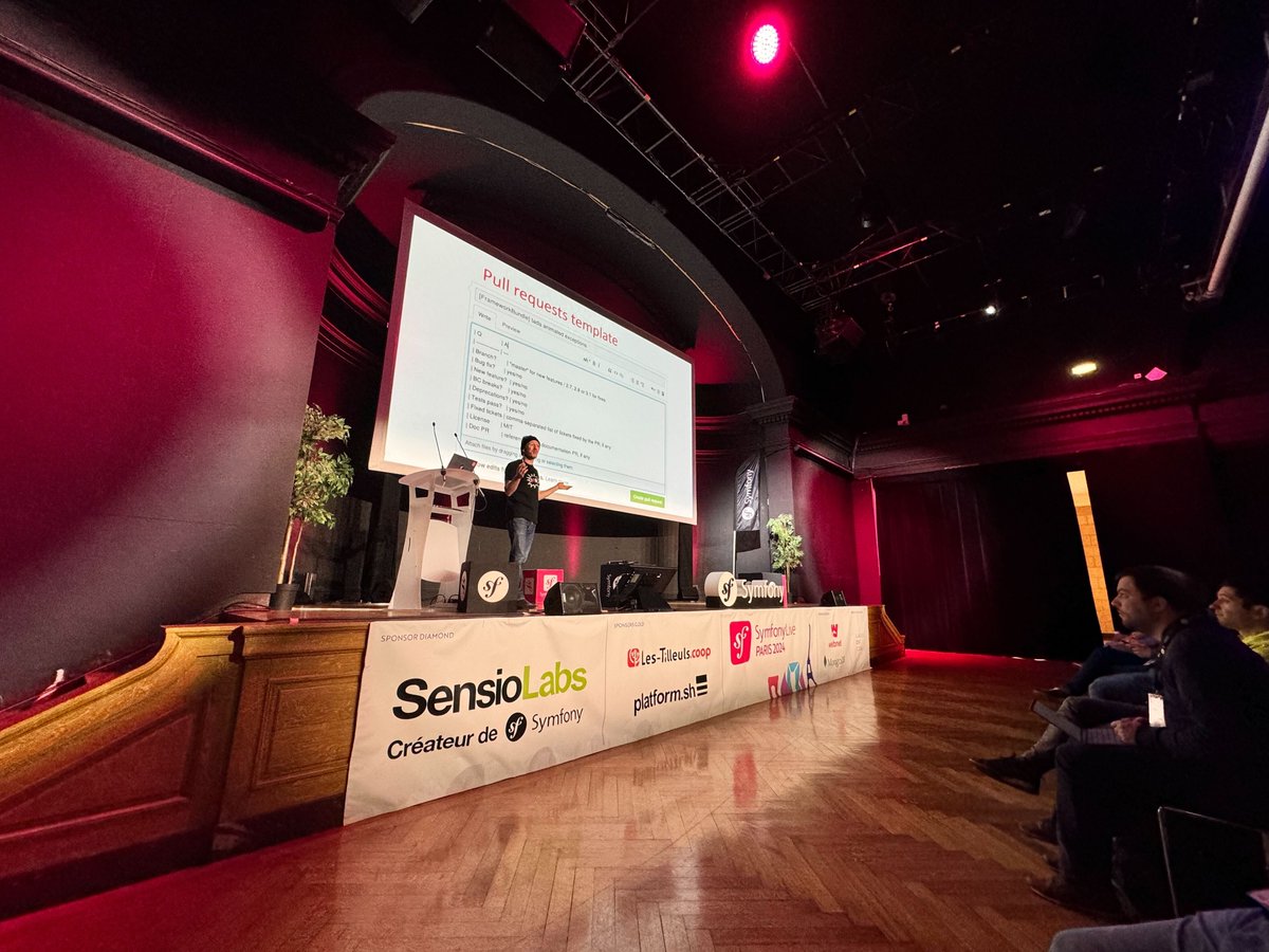 JoliCode tweet media