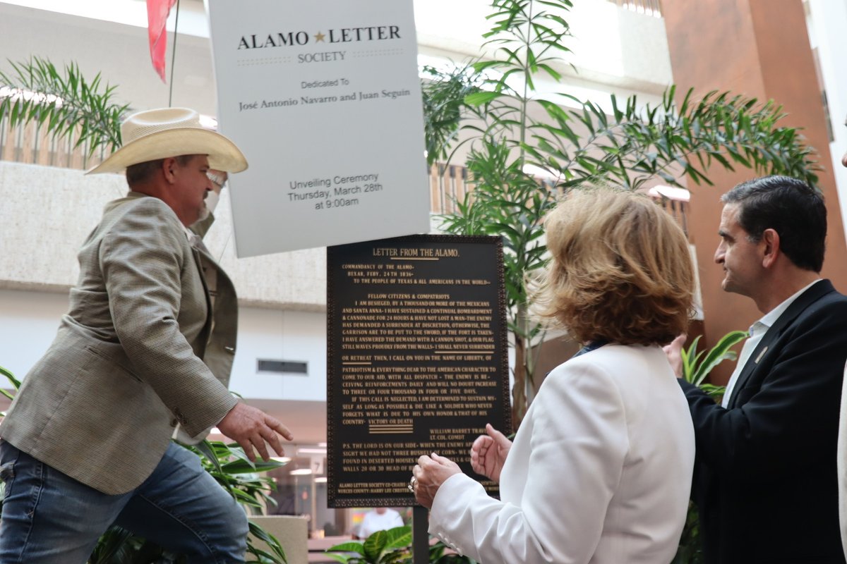 Alamo Memorial Plaque Ceremony ocv.im/YBpbtmK