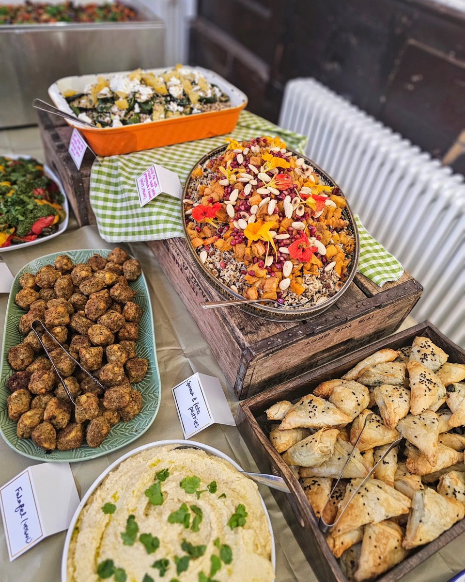 BrightonBakes's tweet photo. Art &amp; food combined in a beautiful way at Rapture: Live @FabricaGallery last night. We fed 100 hungry Bohemians a bountiful Moroccan buffet: Artichoke Tagine, Smoky Aubergine Tagine, Salad platters, Filo pastries, Falafel, mezze &amp; pudding table of delight #Sussex #Brighton #food https://t.co/A0u4eQyd1L