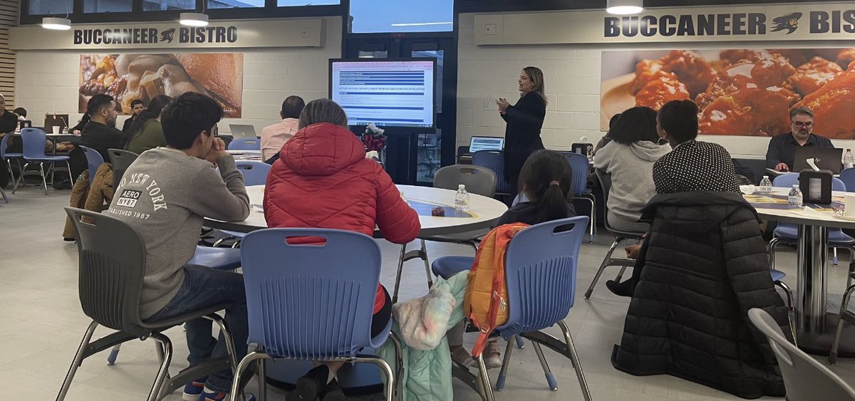 Lucy Demikoff tweet media