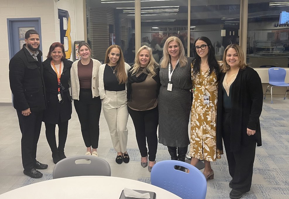 Lucy Demikoff tweet media