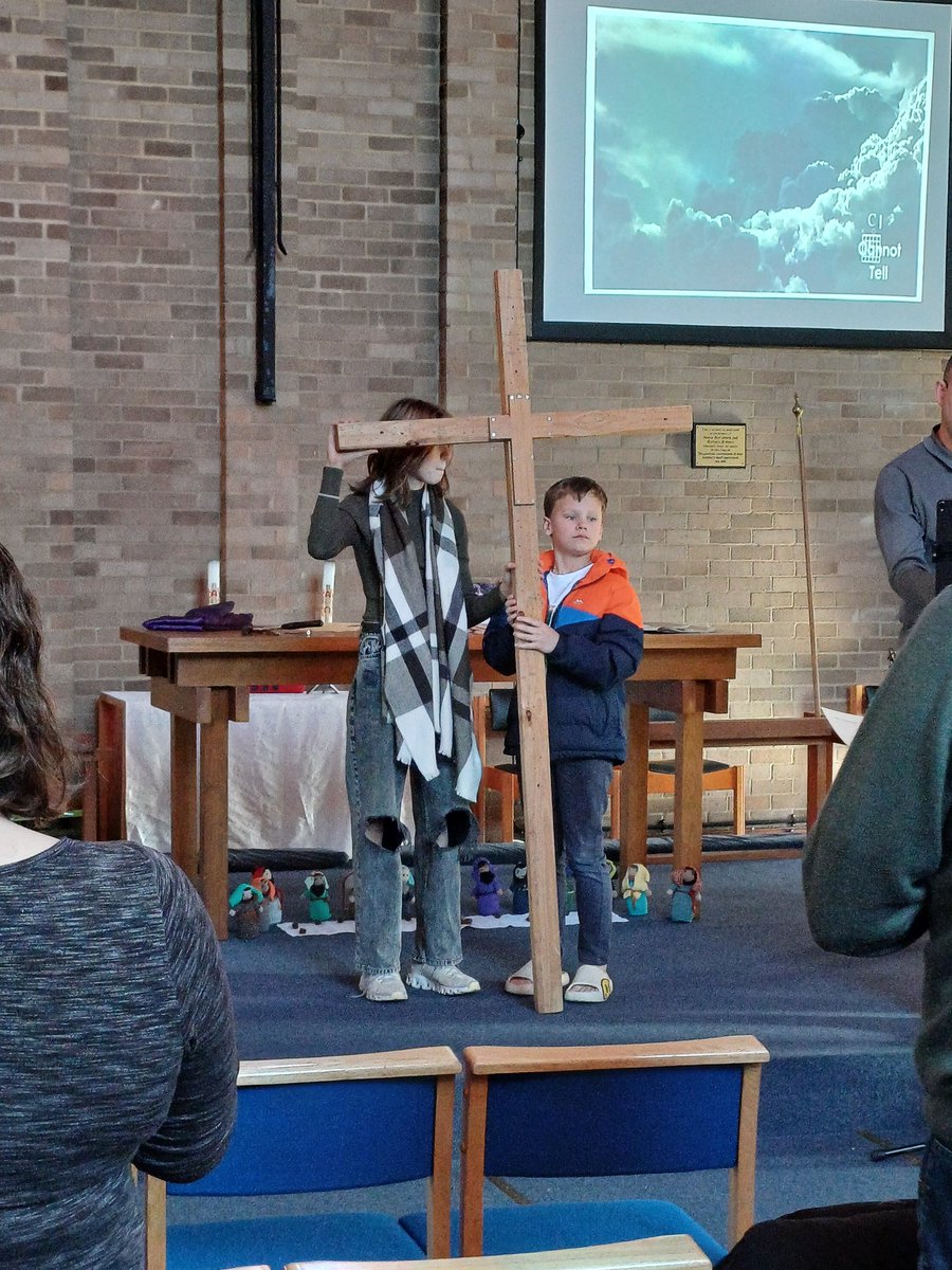 KACritchley's tweet photo. It probably doesn't seem a big deal to most, but it is for the Boy Wunda. He's not the most confident of children &amp; certainly doesn't put himself in situations where all eyes are on him.
@halewoodcofe @HalewoodParish https://t.co/8gWJC5r3s2
