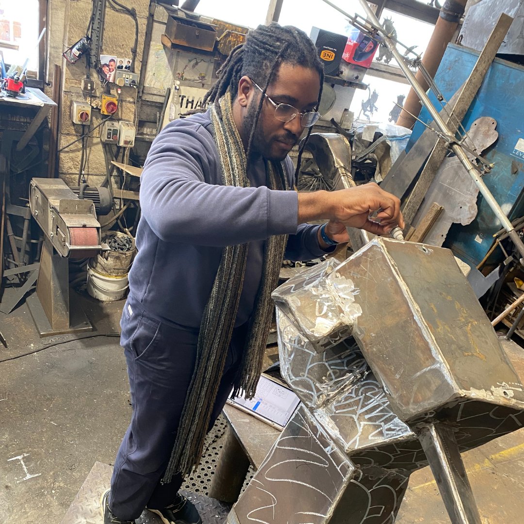 Asylum Art Gallery tweet media