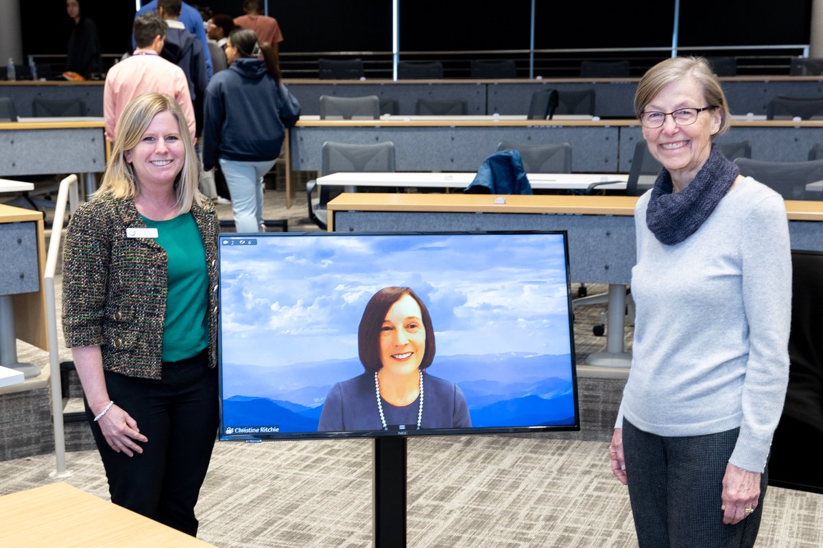 👏Thank you to the Pellegrino family for sponsoring this week's grand rounds lecture. Dr. Christine Seel Ritchie, MD, gave an intriguing talk about using AI to improve care for patients with serious illness. Though we have been engaging with AI for years, we have much to learn!
