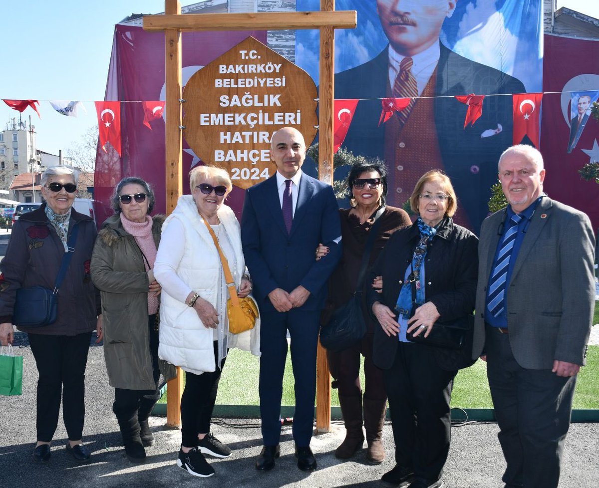 Bakırköy Belediyesi eski hizmet binasının yerinde; halkımızın dinlenebileceği, SAĞLIK EMEKÇİLERİ HATIRA BAHÇESİ’nin açılışını gerçekleştirdik. Emeği geçen herkese teşekkür ediyor, tüm Bakırköylülere hayırlı olmasını diliyorum.