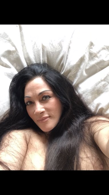 Afternoon and a happy Easter 🐣. Go and take a look at my https://t.co/AcmcxQVThe where you will find