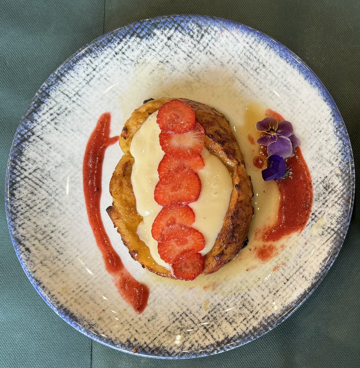 La torrija Ana Sierra está que se acaba el mundo. 
Ah!!  No la has probado??  Tú te lo pierdes
#bosquedegordon
<a href="/bosquedegordon/">campingbosquedegordon</a>