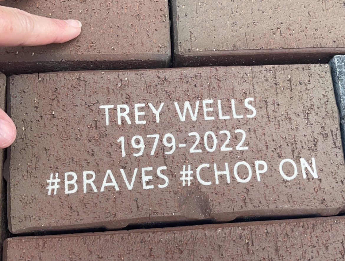 leeeahhhhh's tweet image. Good morning #BravesCountry 
So excited for today, but I have a heavy heart as it’s another season without my soulmate. @tke240 #ForTrey