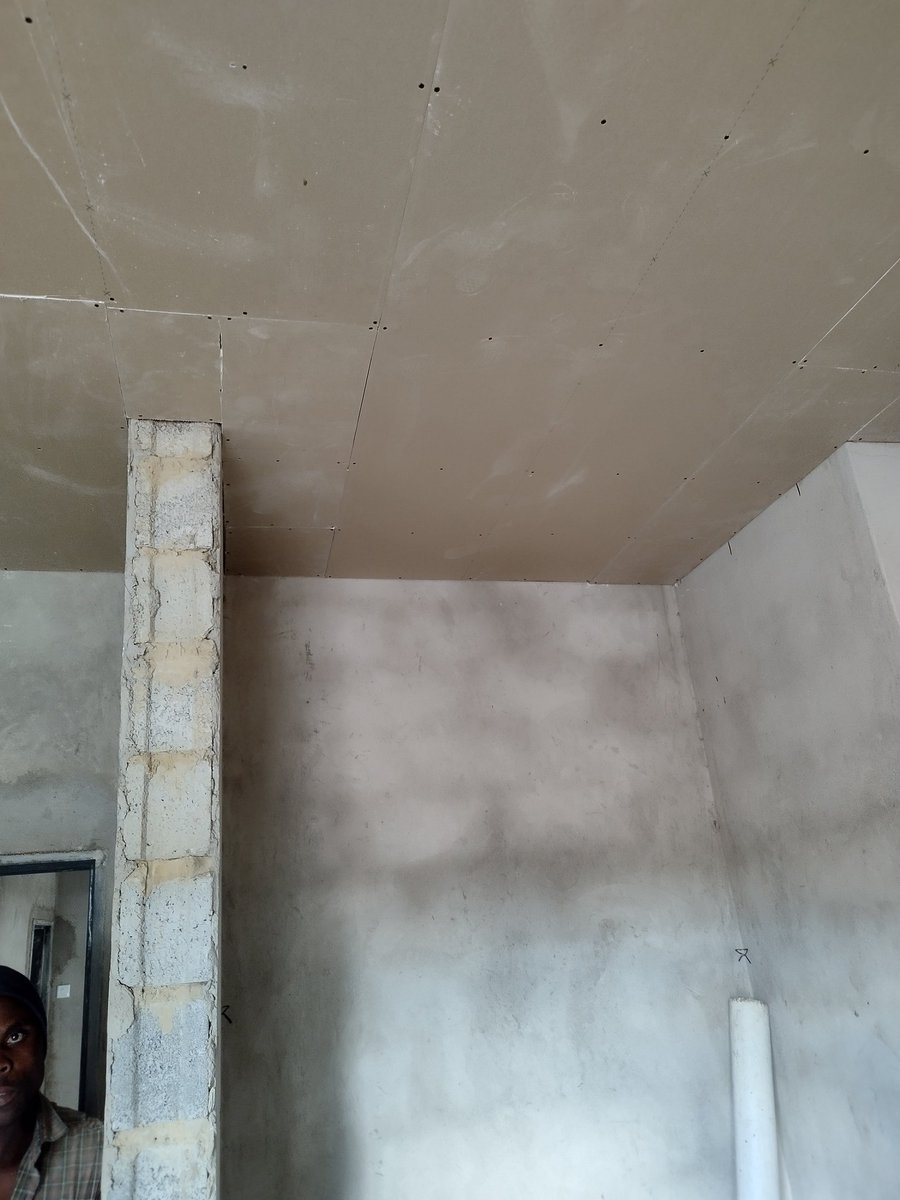 Clayton__Knight's tweet image. We have found Judas Iscariot ku Waterfalls area and we have closed him inside the Rhino board ceiling. Next week we will be plastering after Yeshua rises from the dead.
#Zed_Interior_Designer
#RhinoboardCeiling #CeilingDesign