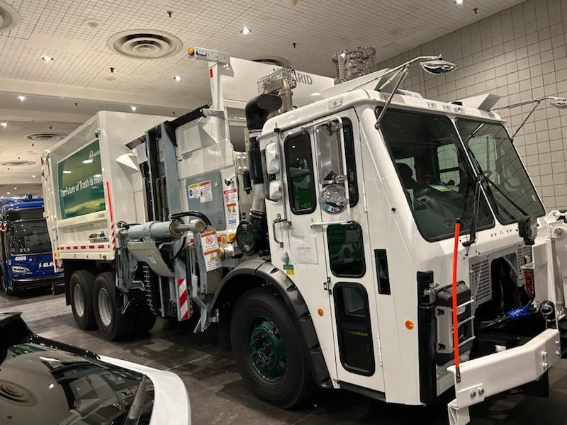 NYCSanitation's tweet photo. The MOST EXCITING THING EVER is at the @NYAutoShow – our new AUTOMATED SIDE-LOADING truck, the first ever built that can service stationary on-street containers in the dense urban environment of NYC.

See it before it hits the streets, or learn more here: https://t.co/l9fffXIMvC https://t.co/DQjmM7zPMc