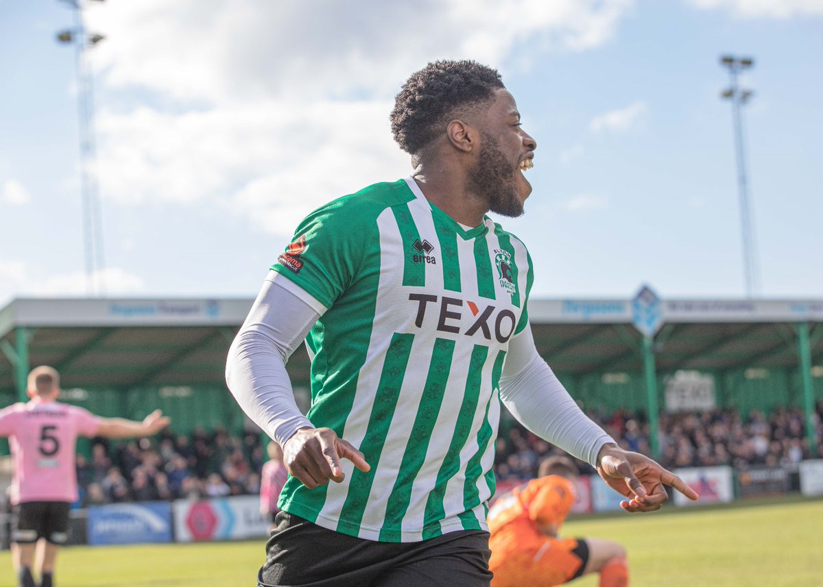 Give @Jay_Hoops a ball in like that and there is only one outcome 🟢⚪🟢⚪

#HowayBlyth