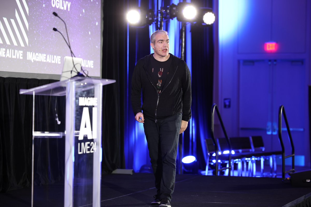 Our Global CEO of Advertising, Antonis Kocheilas (@AKocheilas) took to the stage at the IMAGINE AI LIVE conference in Las Vegas to deliver a keynote talk on #AI and the dawn of the inspiration economy. @ImagineAILive