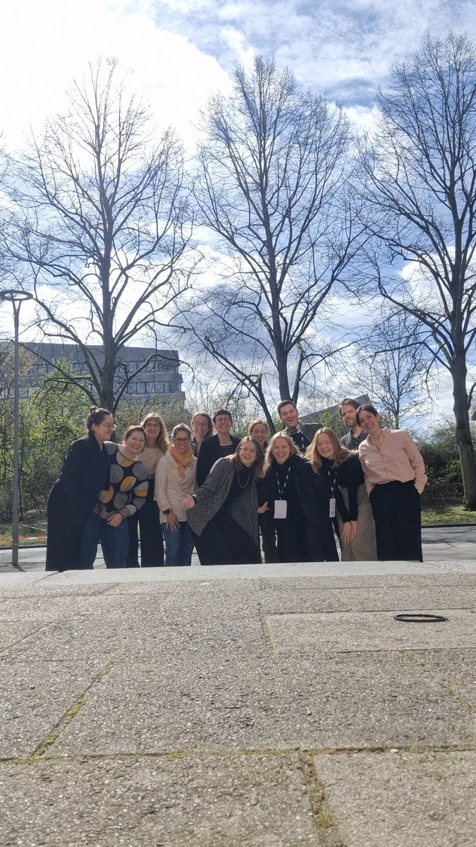 Had brilliant week convening <a href="/ECPR/">European Consortium for Political Research</a> Joint Session on Gender, Parenthood and Political Representation with <a href="/sufranceschet/">Susan Franceschet</a> &amp; @anacweeks. Fantastic papers by brilliant scholars. 👏