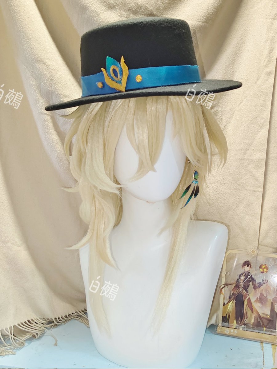 EVILrose325's tweet photo. 做了假发，帽子和耳饰，总之先自搭了光锥的那套衣服✨
#HonkaiStaiRail #Aventurine https://t.co/AYonSxJzwS