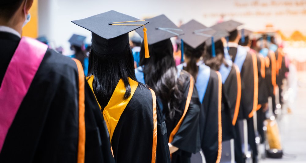 Executive Women of New Jersey (@ExecWomenNJ) is kicking off its 2024 scholarship program, which will provide tuition for women who are non-traditional graduate students pursuing advanced degrees. njbiz.com/executive-wome…