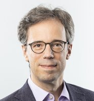 Meet the speakers!
Felix Naumann - Professor@Hasso Plattner Institut
His award-winning research on data profiling, quality, cleansing &amp; integration led to &gt; 200 papers in top DB venues. He was a VLDB 2021 PC Chair &amp; is a Distinguished ACM Member &amp; Editor-in-Chief of the ACM JDIQ.