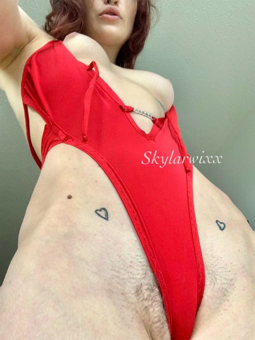 Watch skylar wixx ♡'s leaked NSFW photo on TwXstars