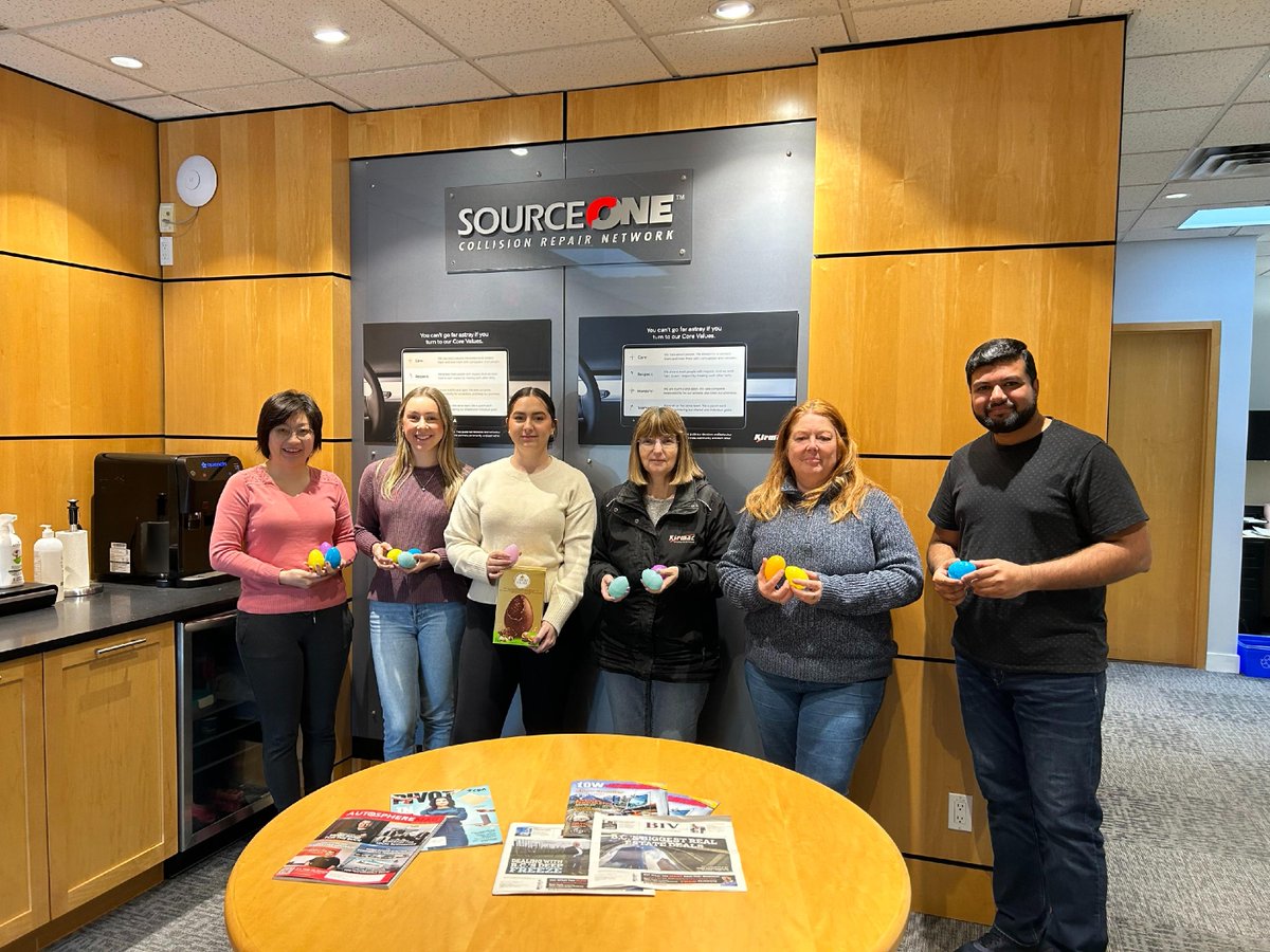 Happy Easter! 🐣🌷🐰 Our head office team had fun collecting eggs yesterday.