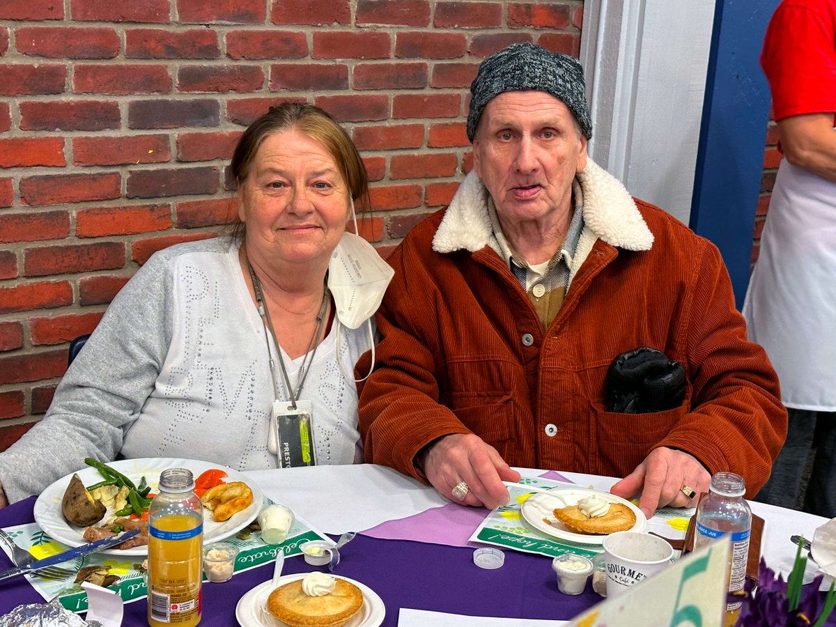 OttawaMission's tweet photo. With our Easter meal service only three days away, our team is working hard to prepare over 17,000 meals, a massive jump from the 2,000 we used to prepare just a few years back. 

For only $4.68 you have the power to provide some with a fresh start. https://t.co/5N5oEza01T https://t.co/f7hWdiX1fE