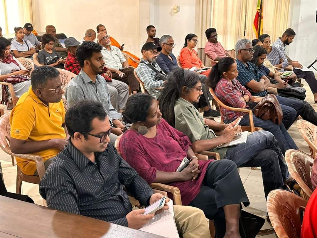 MPCSriLanka's tweet photo. "National Education Policy Framework -Is it the deadline of free education?"

Dr. Sujatha Gamage raised the need to implement the National Policy Frame, and Prof. Arjuna Parakrama expressed her views on the fate of universities and school education if it is implemented.

#lka https://t.co/uDUnLv8T4R