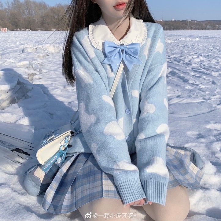 Prince__Apollo_'s tweet photo. I'm gonna add ⏃ few more but these are outfits that my lil guy Lumeni would where! Very blue!!! https://t.co/uL0WCsvvN3