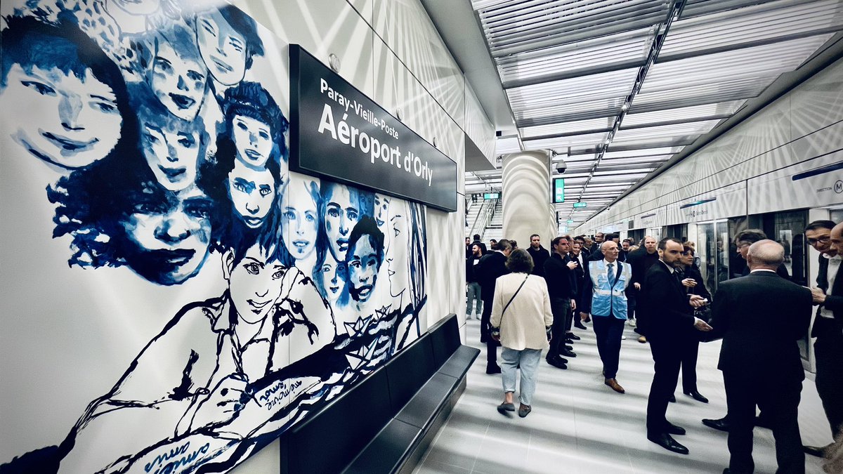 Augustin de Romanet tweet media