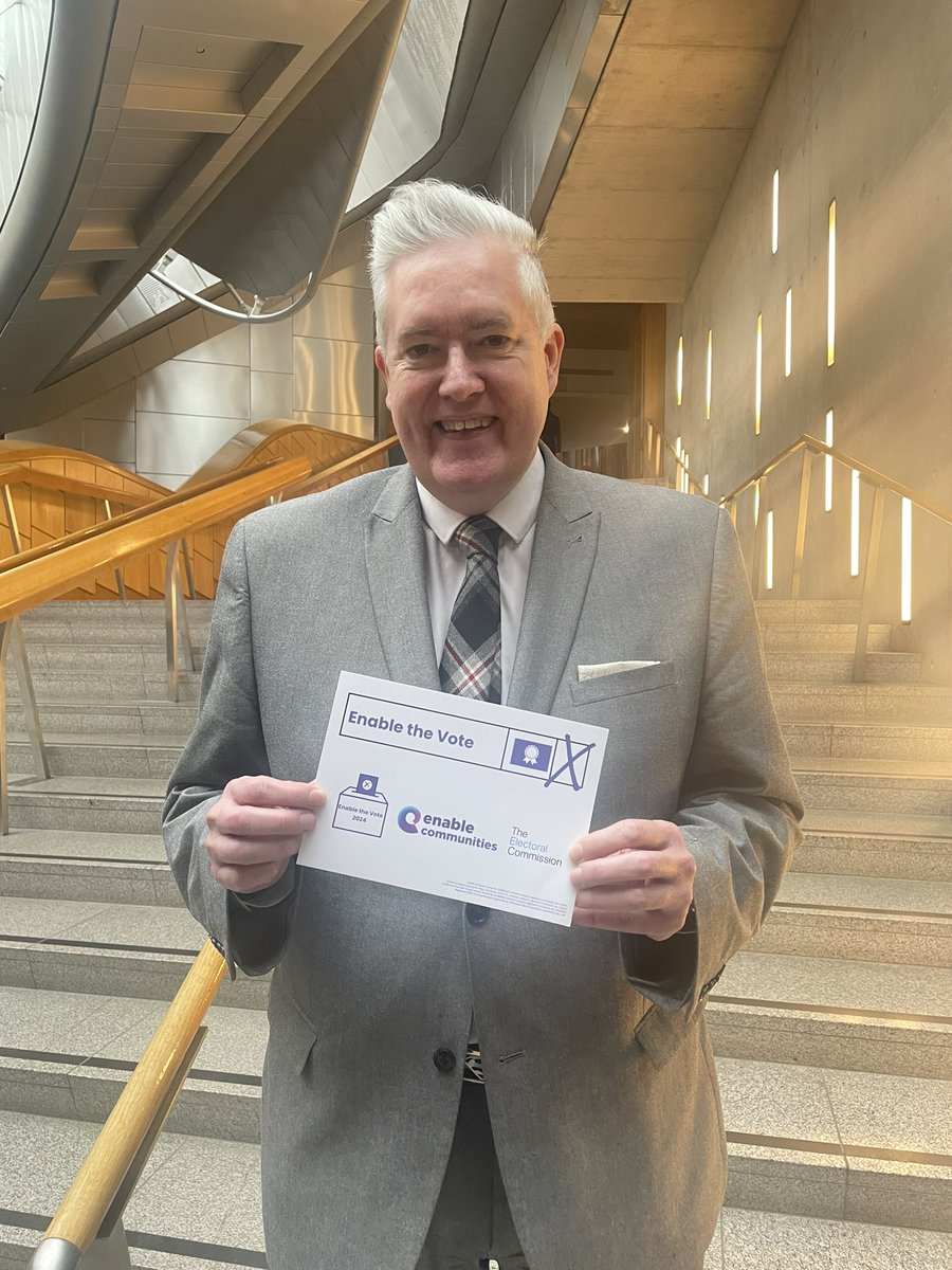 I really enjoyed attending the launch of @Enable_Tweets #SelfAdvocates at @ScotParl yesterday highlighting their #EnableTheVote campaign with @ElectoralCommUK. We all had a fantastic chat as well.