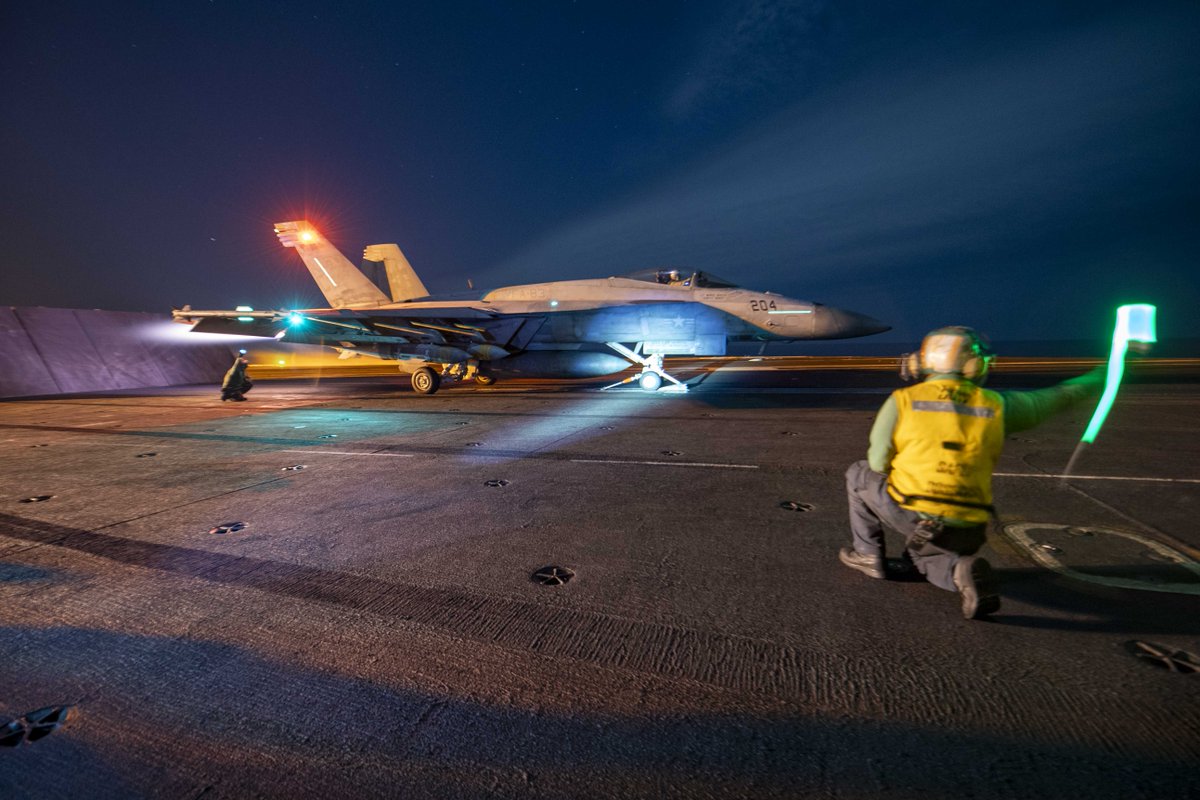 U.S. Navy tweet media