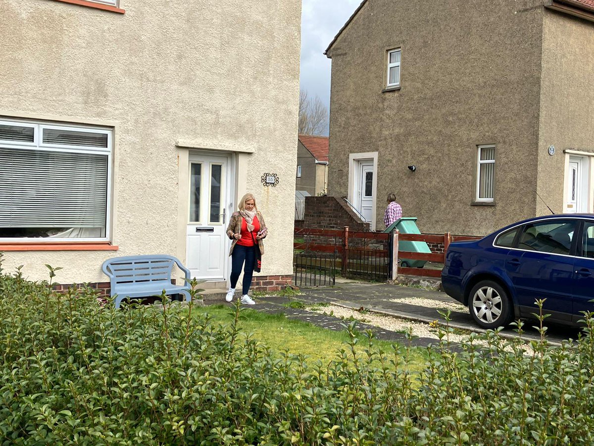 Easter Friday door knocking in Craigie Way Ayr then onto the loans @CMochan @alangemmell @lucydahlia @LabourAyr @CCDVLabour @ScottishLabour #GENow #VoteScotLab24