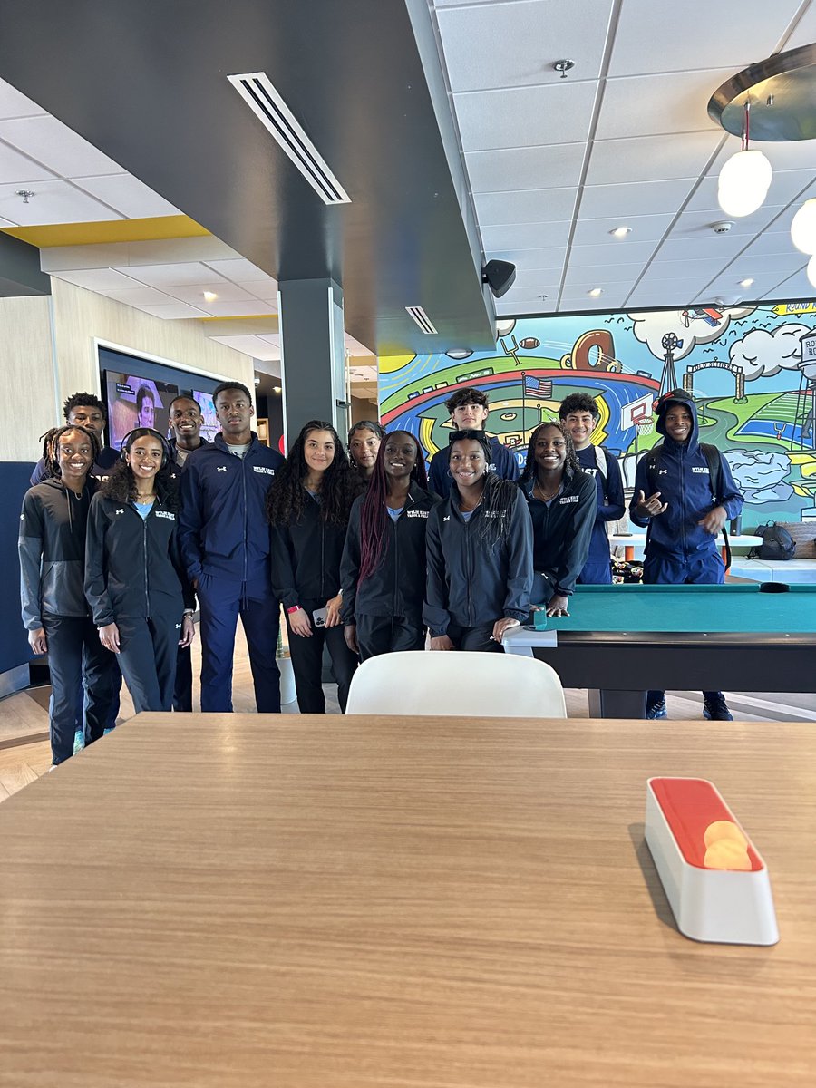 Wylie East Track and Field at the Texas Relays ready for competition! It’s DubEast baby! #alwayscompete #WE4L  #trackworld