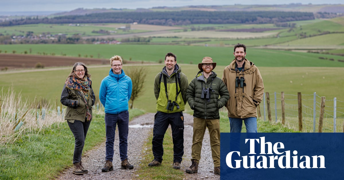 It’s been fantastic for us all at RESTORE to see our Pertwood Plain Project covered by the excellent Patrick Barkham in The Guardian today. Read more here: bit.ly/3vvxpeS #restorenature #rewilding #environment #nature #generationrestoration