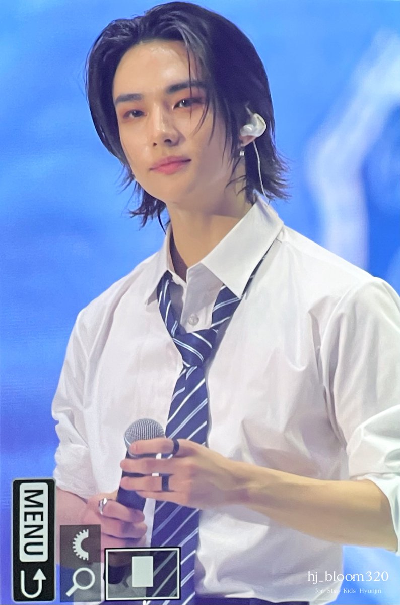 hj_bloom320's tweet photo. 240329 4th Fanmeeting
#Straykids #스트레이키즈 #현진 
#Hyunjin #ヒョンジン #黃鉉辰 https://t.co/M3Qf3UHpww