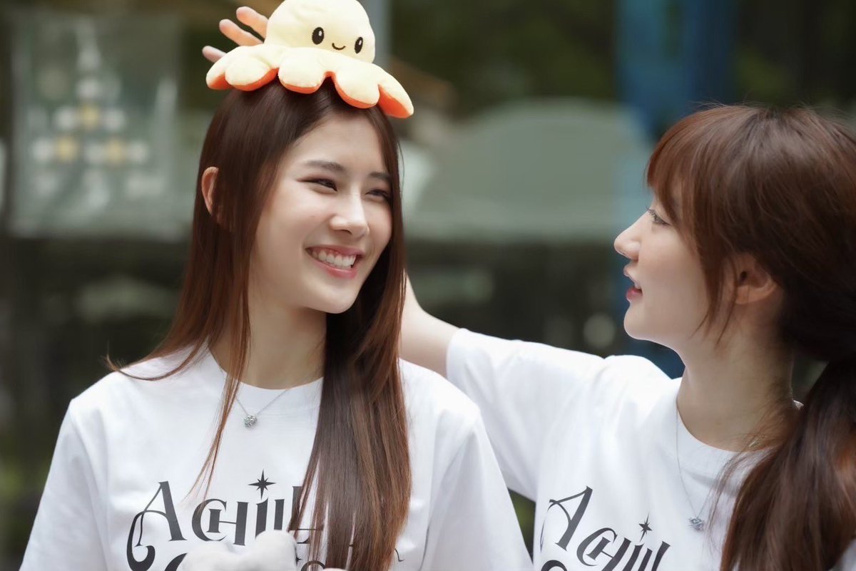 SpaiizJM's tweet photo. คิดถึงรอยยิ้มอภิชค่ะ บอกเลยยยย
คิดถึงสายตาแบบนี้…
สายตาที่ทะนุถนอม ของอันดา
ที่มีให้แค่เธอ ~ 🤍
Cherry blossoms AA
#อันดาอะตอม #AndAtom https://t.co/e7hF4hFMDs