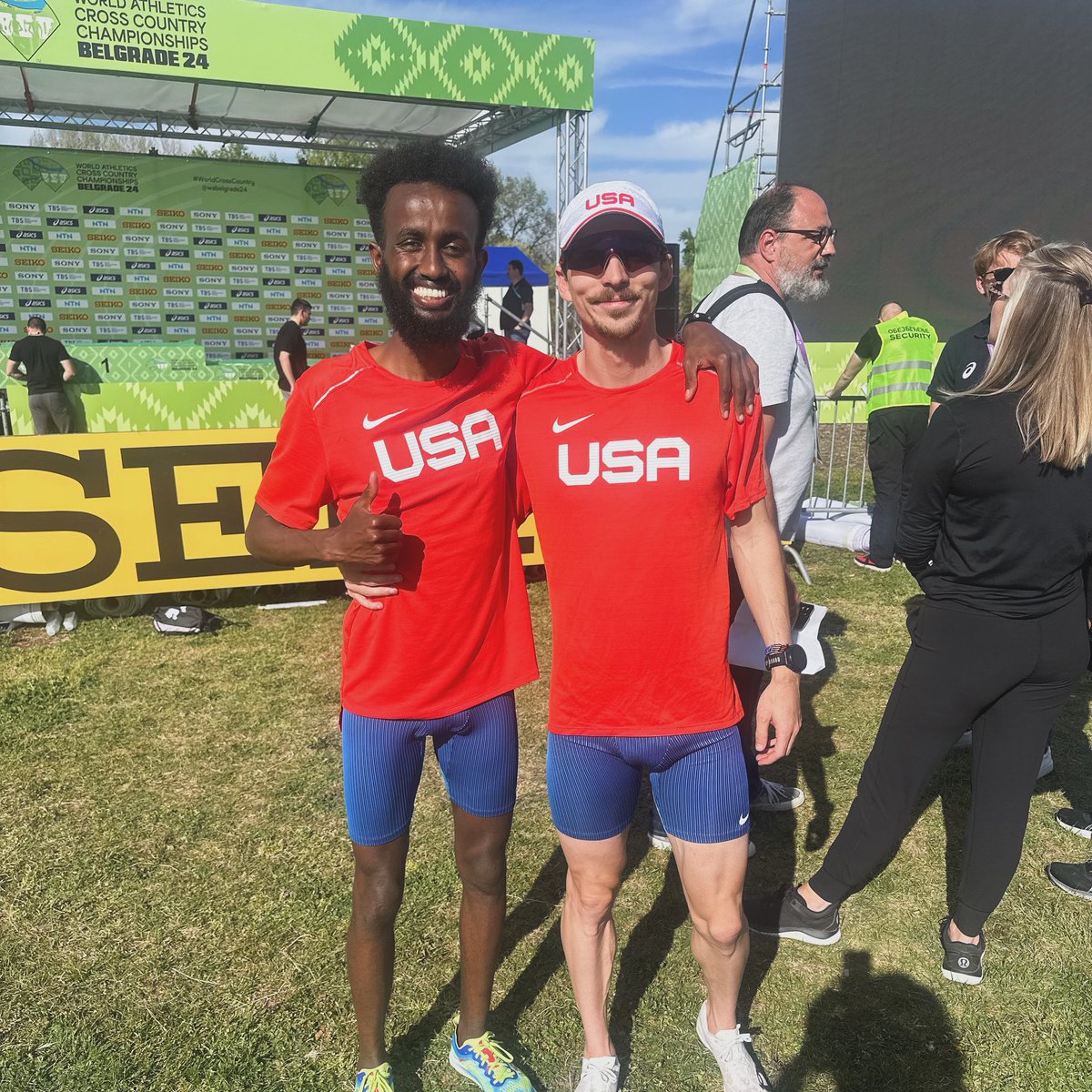 🇺🇸 𝐔𝐒𝐀 ‼️ Good luck to our #Noles Ahmed Muhumed & Kasey Knevelbaard who will be competing for @usatf in the @worldathletics XC Championships on Saturday!