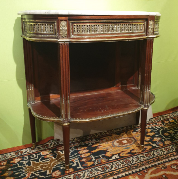 SPPEF's tweet photo. Console à la marque de @CVersailles préemptée cet après-midi à @Drouot pour 22 000 euros chez Baron Ribeyre. 👏 https://t.co/8tTGwPqPBb