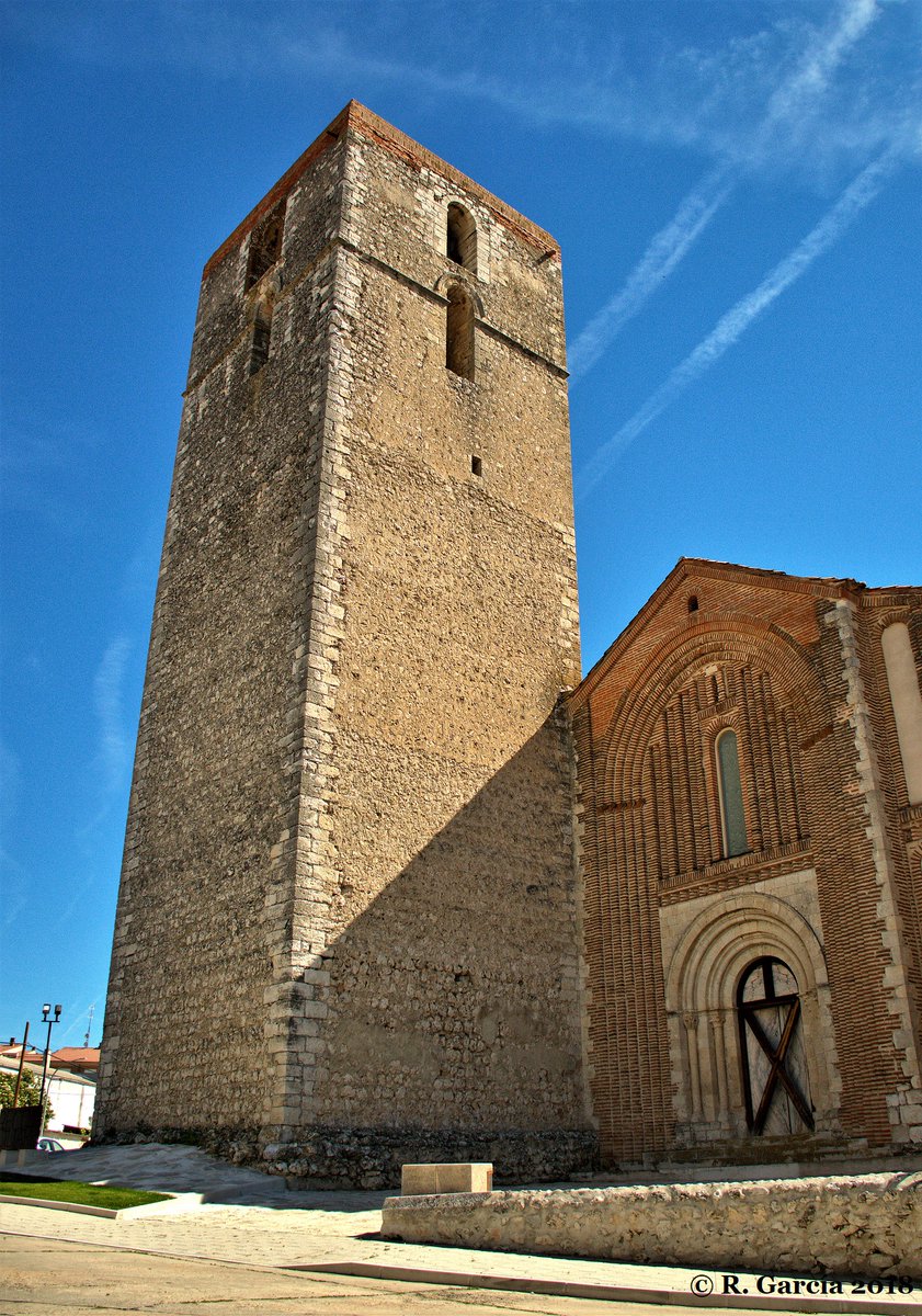 carroza13's tweet photo. Buen finde!!! Iglesia de San Andrés. Cuéllar. Segovia.
@LaHuellaRomnica @CantRomanica @aop_org https://t.co/rAmP0tIwpS
