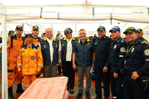 bomberosguadalupehuila.gov.co/noticias/dotac… . <a href="/HuilaGob/">Gobernación del Huila</a> . <a href="/DNBomberosCol/">Dirección Nacional de Bomberos de Colombia</a> . <a href="/AlcaldaGuadalup/">Alcaldía GuadalupeH</a> . #UnidosSomosMasFuertes . #AlbertoToledoRamos
#MarcaLaDiferencia.
