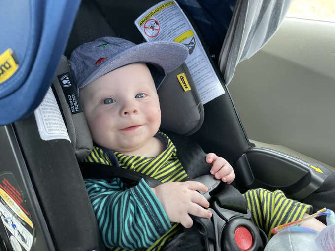 Our first holiday road trip!  Heading back home to Springfield for Easter. https://t.co/SNsl61CHit