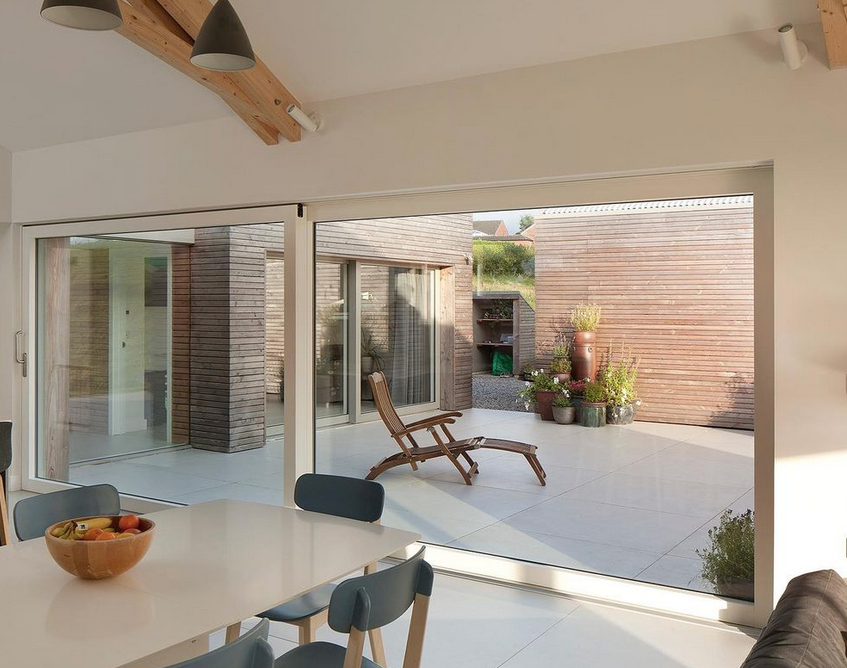 3/4 <a href="/marnoldforster/">Mary Arnold-Forster</a> adds, 'A high level of energy efficiency and sustainability is achieved through a fabric first strategy which prioritises materials and insulation to minimise heat loss and energy use. A solar PV array is also proposed'