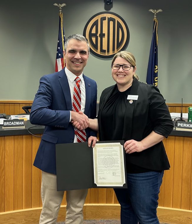 The American Red Cross Cascades Region volunteers proclaimed this March “Red Cross Month.” Thank you executive director Morgan Schmidt and all of the community members, blood donors, & volunteers who embody the kindness and generosity of Central Oregon in serving our community.