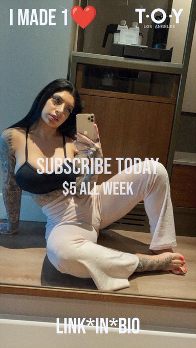 I finally made a OF 🤪 $5 subs all week!! Link in bio 💦 https://t.co/FljRSRPEnN