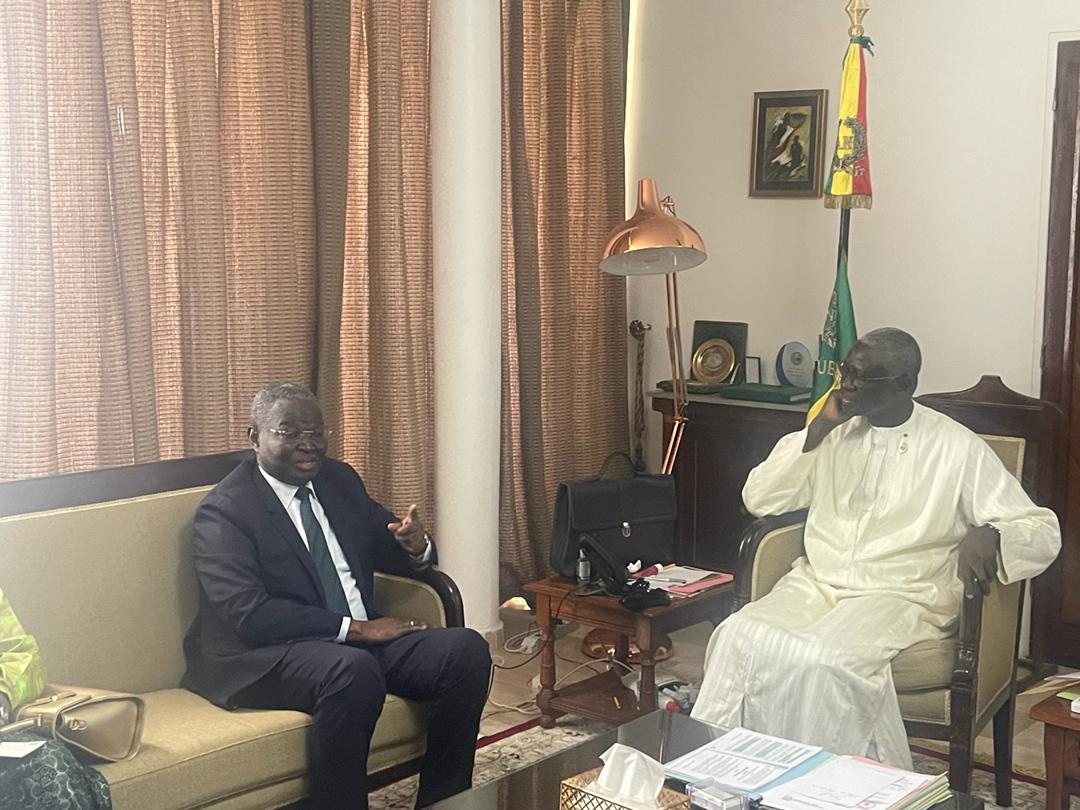 Le Président de la Commission de l’#UEMOA, #AbdoulayeDIOP reçu par le Président de l’Assemblée Nationale du #Sénégal, #AmadouMameDIOP ce 29 mars 2024, à Dakar. Le #rapportannuel 2023 sur le fonctionnement et l’évolution de l’Union étaient au cœur de leurs échanges.