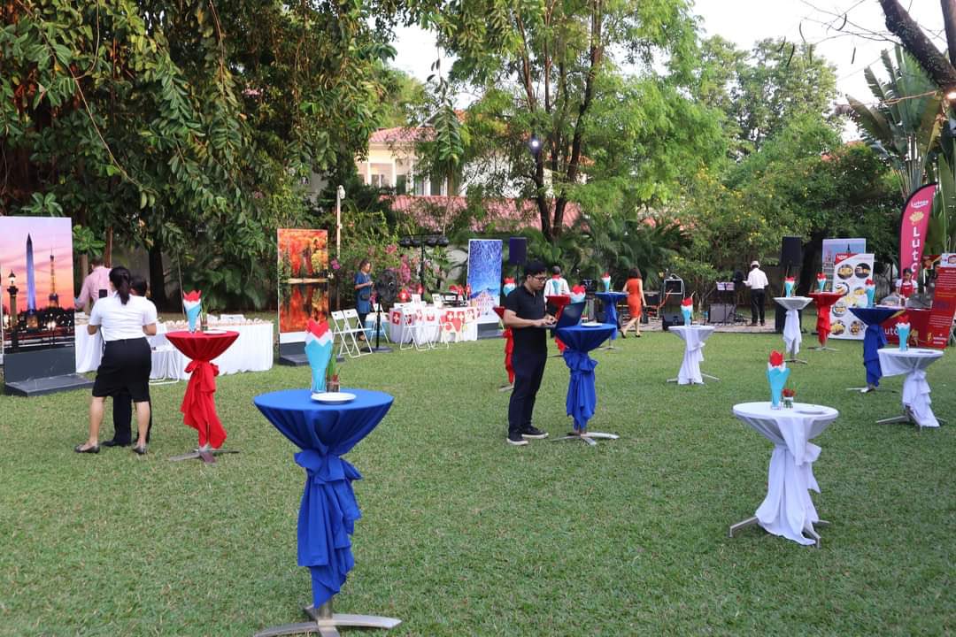 Fête de la Francophonie à la résidence en présence des autorités 🇱🇦. Merci 🇨🇦🇨🇭🇱🇺🇧🇪, OIF, AUF et tous les partenaires pour leur participation à cette édition 2024. Rendez-vous en octobre à Villers-Cotterêts et à Paris pour le XIXème Sommet de la Francophonie.